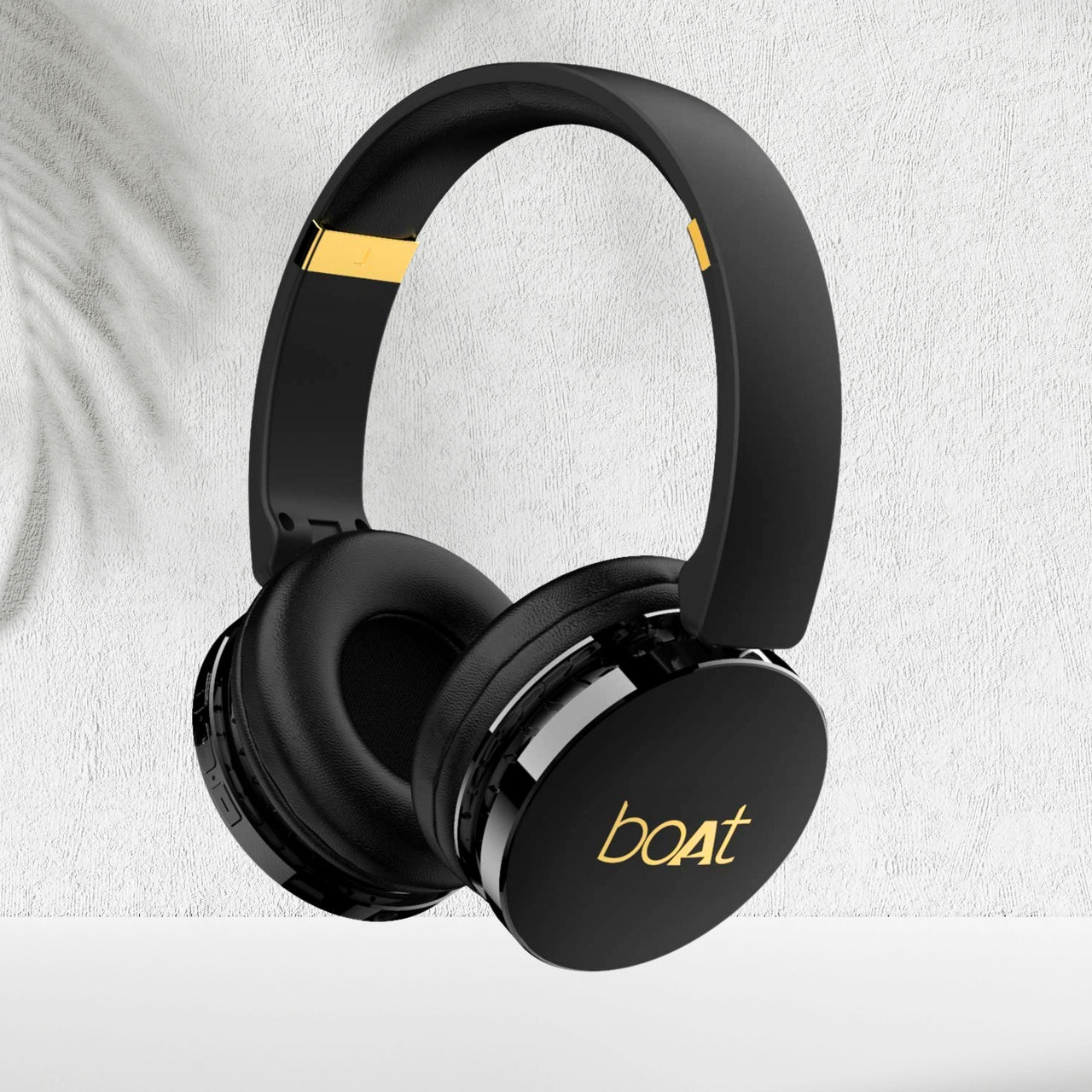 boAt Rockerz 370 Bluetooth On-Ear Headphones – 12H Playtime, Soft Padded Earcups, Wireless with Bluetooth v5.0